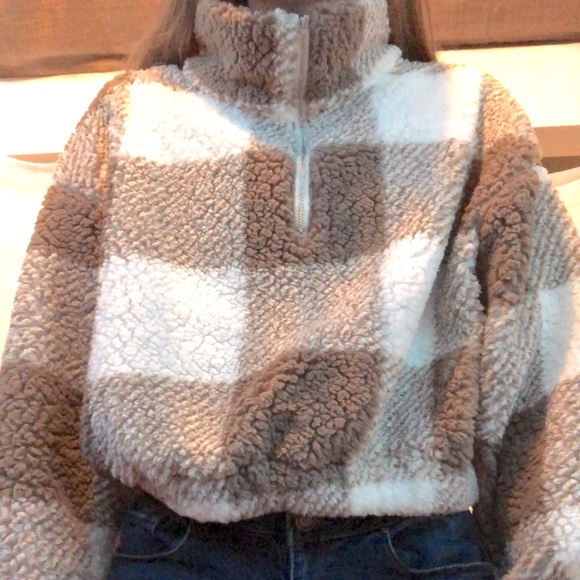 ✨half zip up teddy plaid print crop long sleeve✨ - Picture 3 of 3